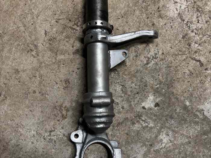 Jambe de force avant droite saxo vts 1