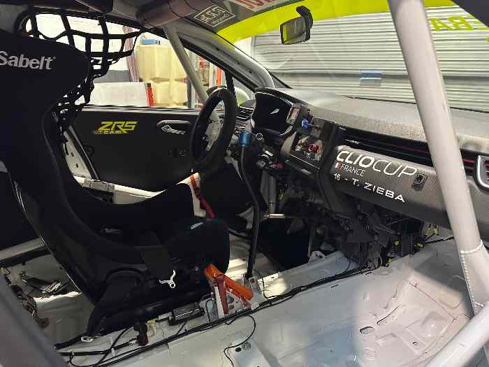 Clio 5 Cup Series , full evos 1