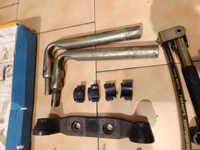 kit stabilisateur caravanes ou remorque TUNESI carbon 3