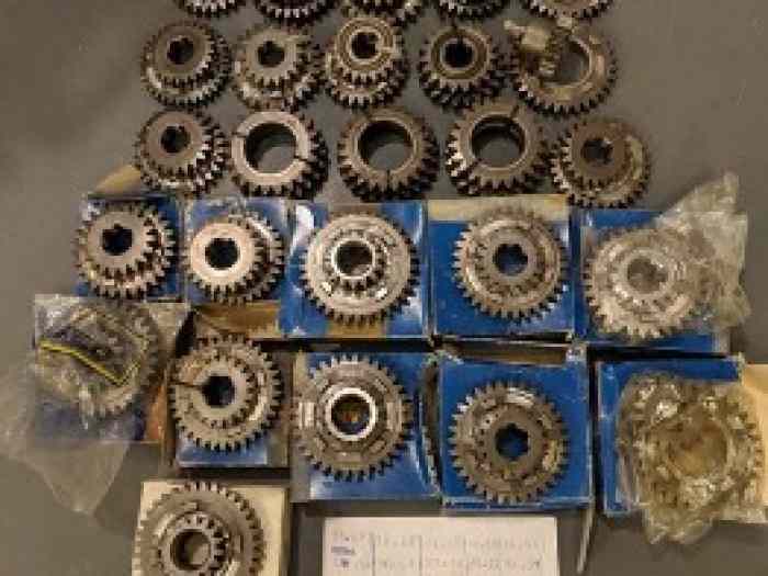 rapports FT200 ou FG400 neufs et 1 arb...