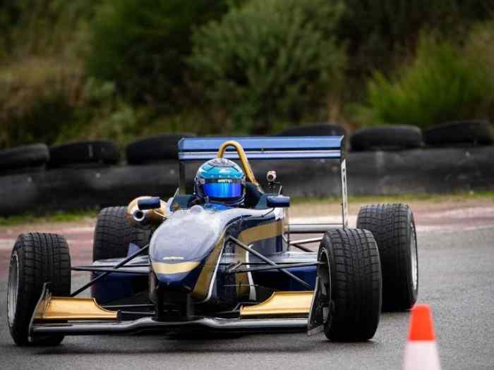 F300 VENDU Merci MIKADORACING 2
