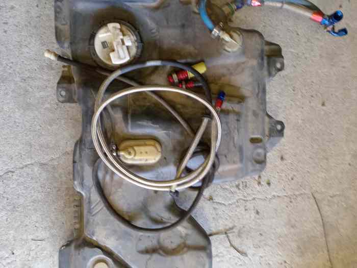 Réservoir Clio r3 complet