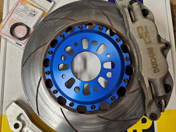 Kit frein AP Racing 315x28 4 pistons montage PSA 0