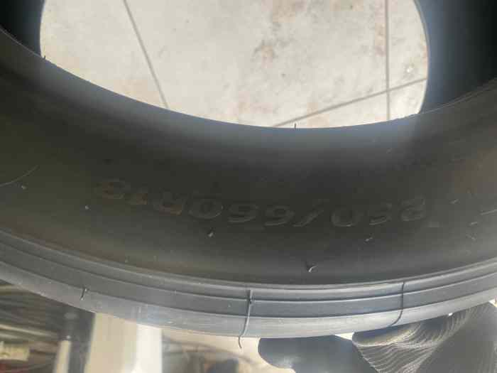 Pneus neufs et / ou occasions Hankook 1