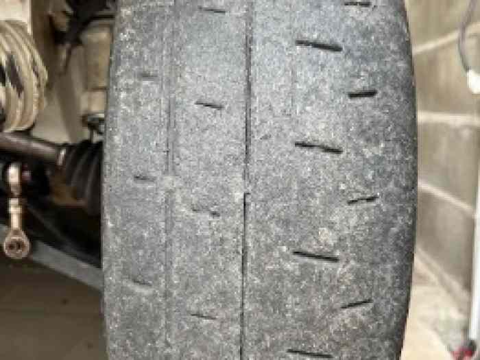 Pneus Pirelli 16