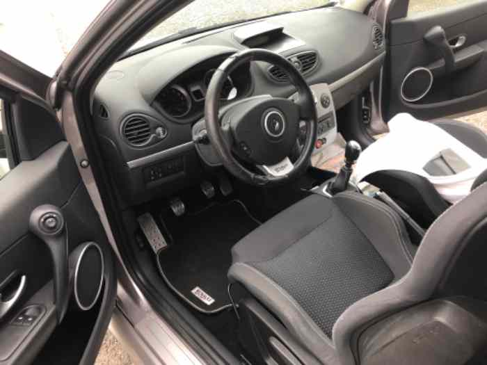 Clio 3 rs f1 Team ou échange voir annonce 2