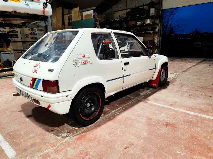205 rallye f2/12 0