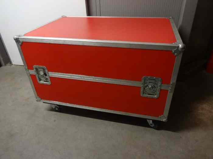 SPA Dynamometer and flightcase 1