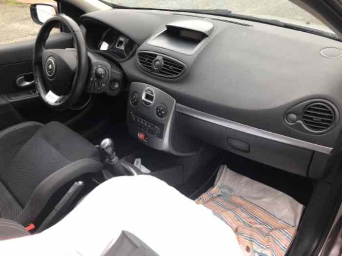 Clio 3 rs f1 Team ou échange voir annonce 4