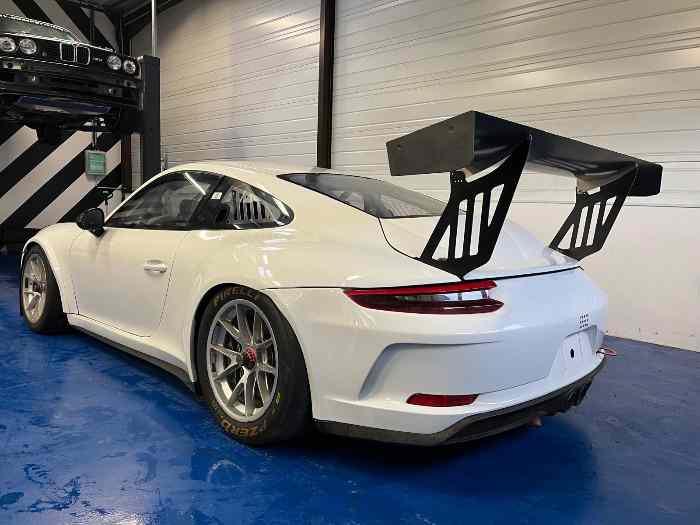 Porsche 991.2 GT3 CUP 2019 avec lot de bord 1