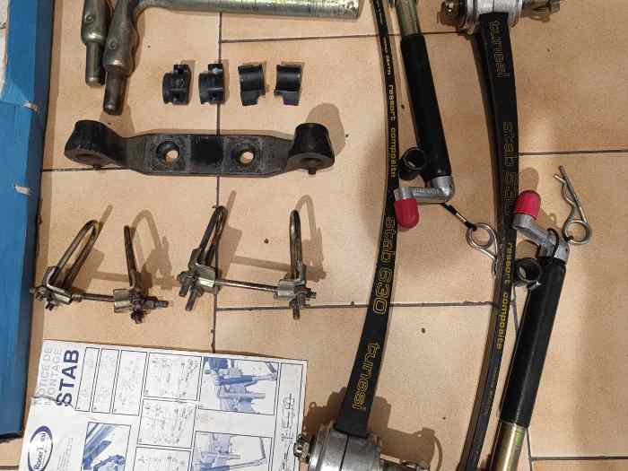 kit stabilisateur caravanes ou remorque TUNESI carbon 2