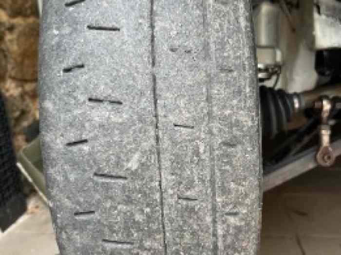 Pneus Pirelli 16