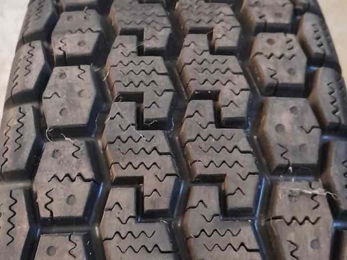 3 pneus Michelin NA01 thermo non cloute en 16 (neige) 3