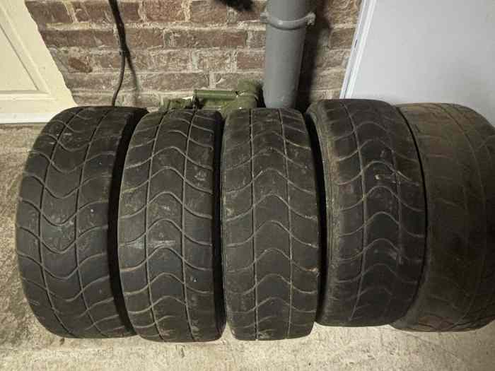 Pneu Pirelli 14P 0