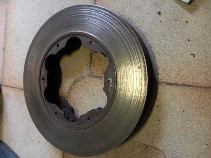 Disques de frein pour 106 ,ax groupe A