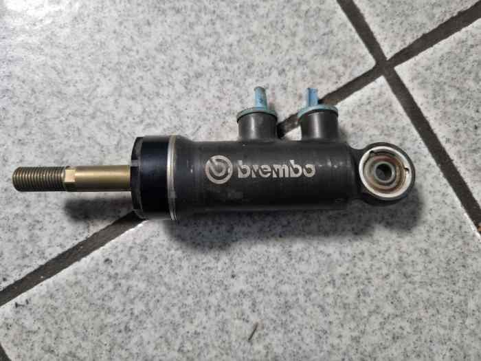 Maitre cylindre brembo 207 s2000