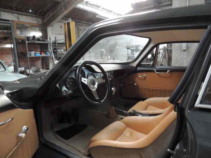 APAL Coupé 4