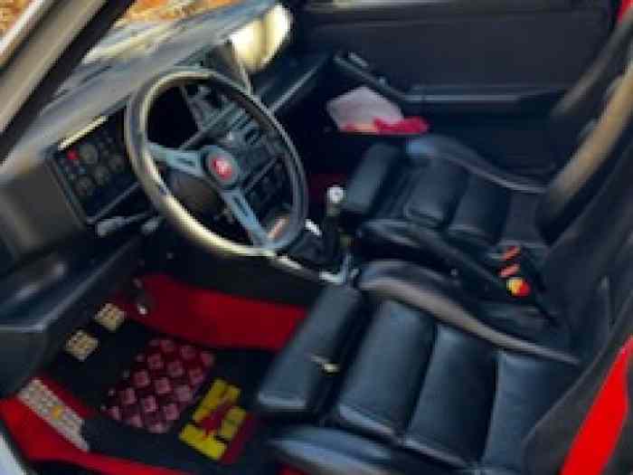 Lancia Delta hf intégrale 1