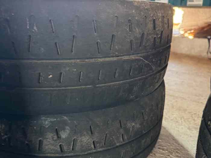 Lot pneus PIRELLI 17p très bon état