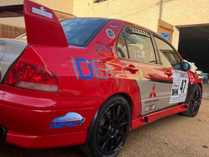 Mitsubishi evo 7 prête à rouler à débattre 3