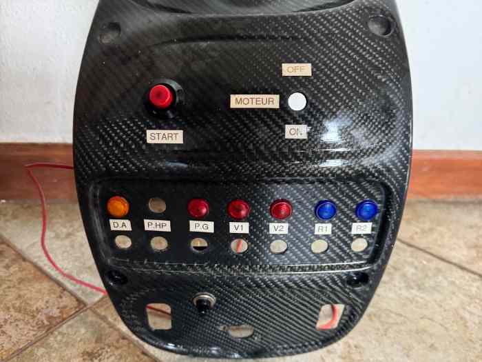 Console 206 en carbone 1