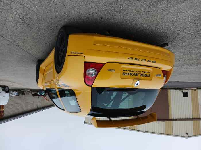 VENDS CLIO PROTOTYPE CIRCUIT 4