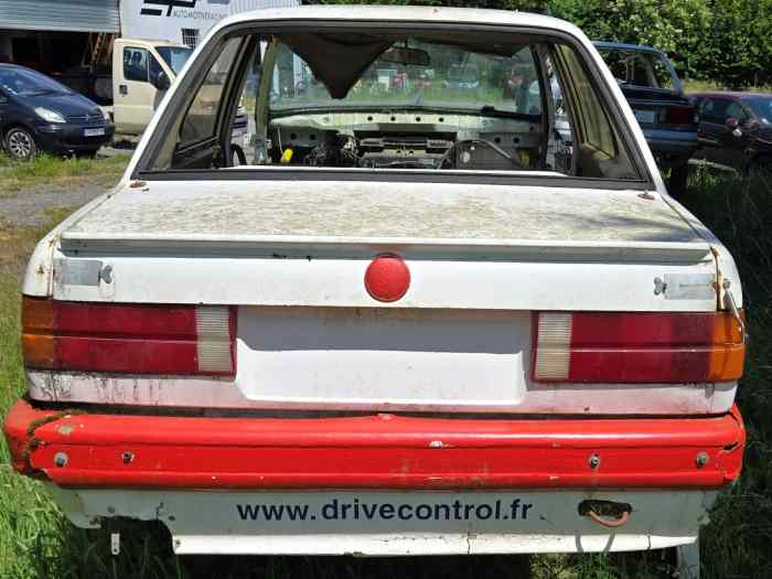 BMW E30 3.25I - Caisse + CG 2