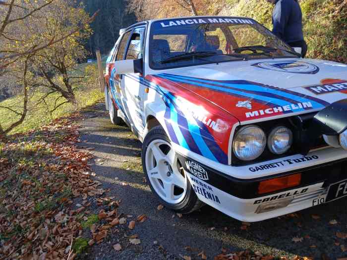 Lancia Delta hf intégrale 2