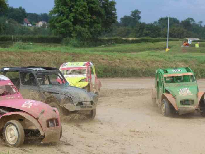 LOCATION 2CV CROSS 5