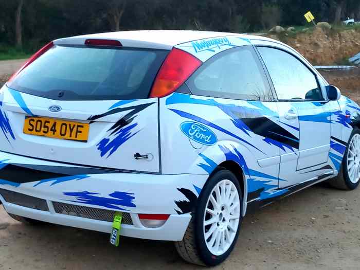 Ford focus F2014 0