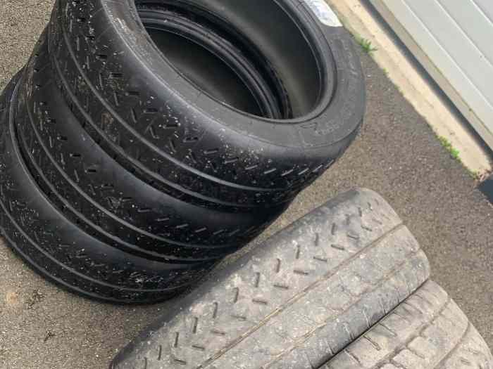 Pneu Michelin 16
