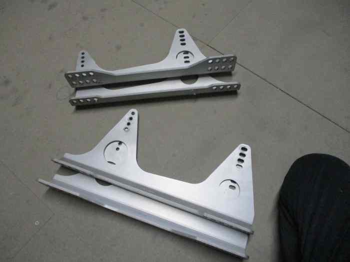 support clio r3