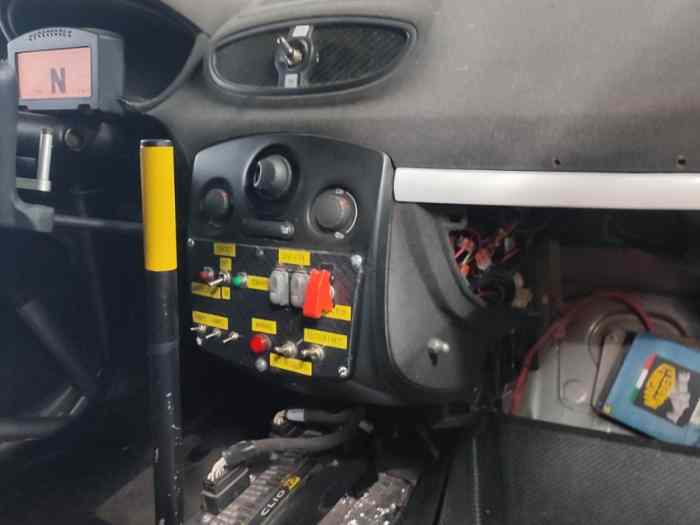 Clio R3 max 250ch 4
