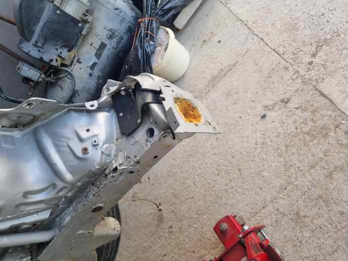 Caisse 208 R2 4