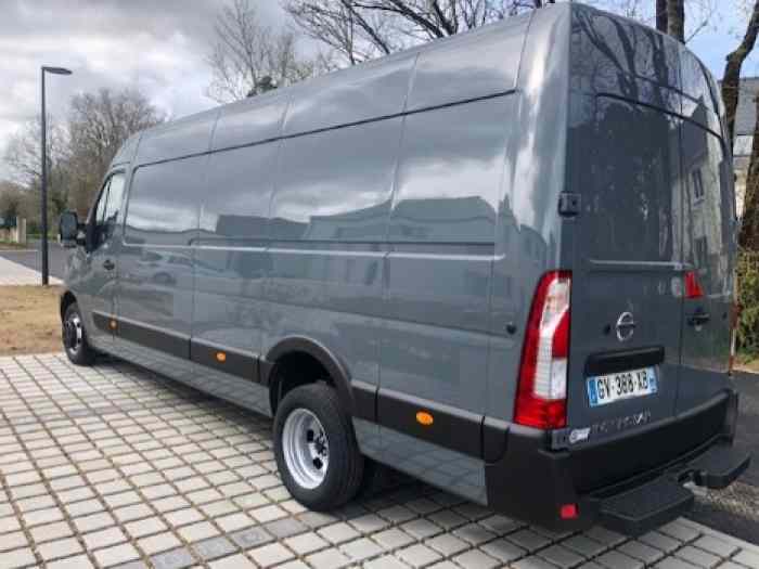 Fourgon nissan interstar idem renault ...