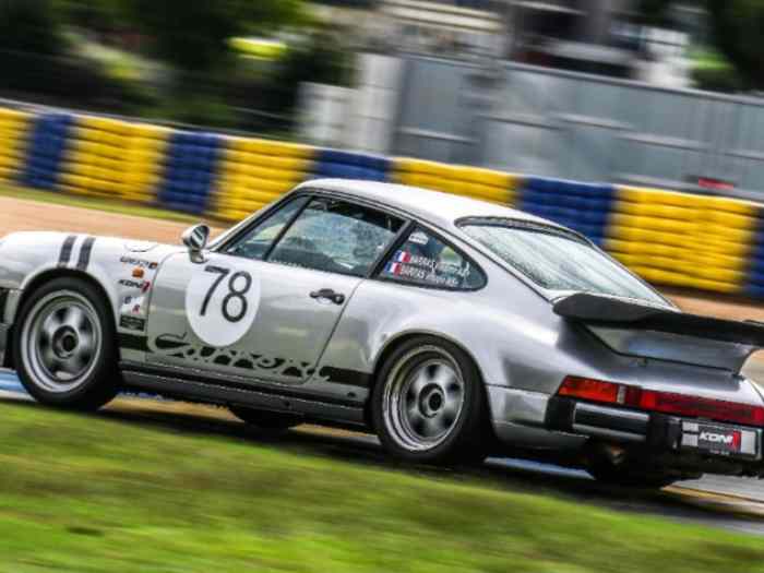 Porsche 911 4