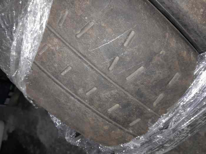 Pneus pirelli RK5 en 14