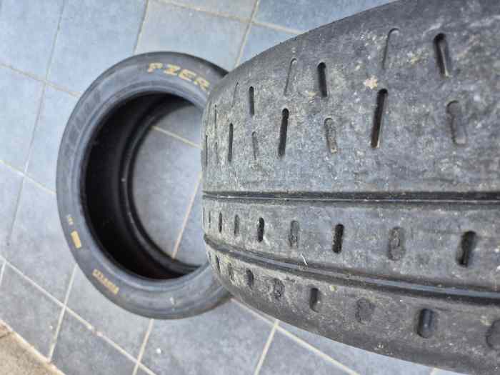 PNEUS PIRELLI 17+JANTES 3