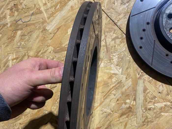Disque TAROX clio 2 rs 1