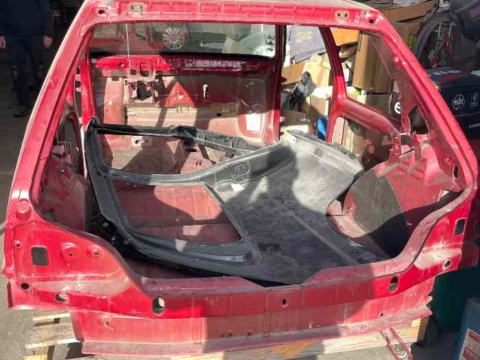 Caisse Nue Saxo VTS 16V 3