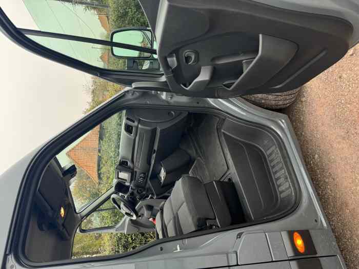 RENAULT Master F3500 BLUE DCI 180 2