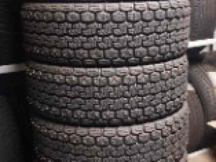 pneus en 16 thermo et cloutés michelin 0