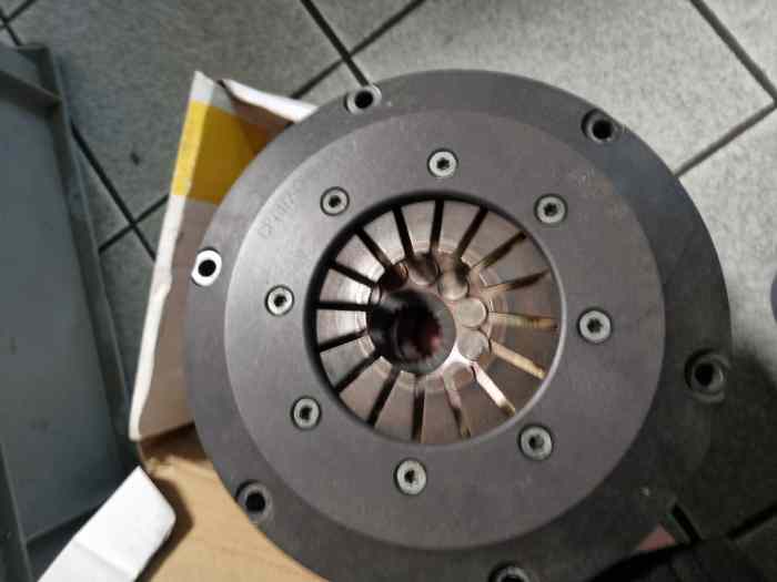 Embrayage 207 s2000
