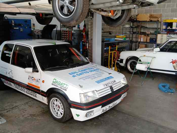Peugeot 205 gti 1600 vhc 4J2A1600