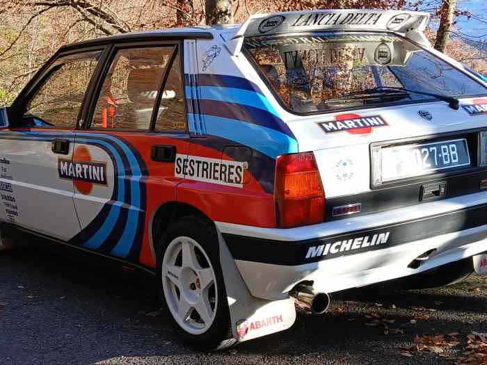 Lancia Delta hf intégrale 4