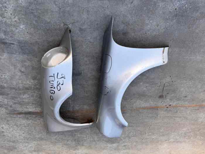 2 ailes pour Porsche 930 Turbo 1