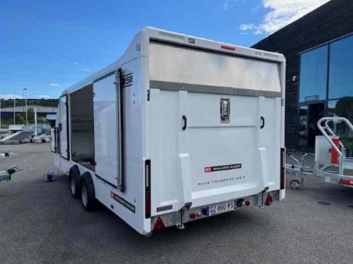 *En Stock* Porte voiture BRIAN JAMES RT5 2