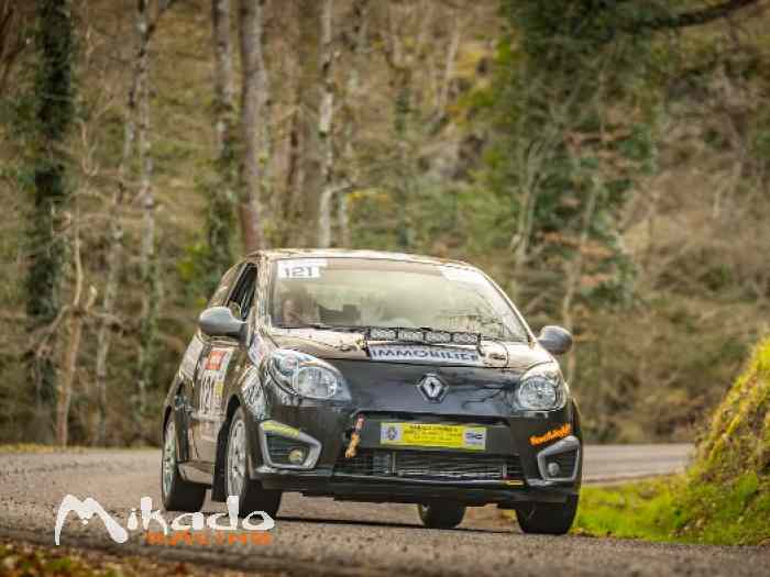 Twingo Racing Location RENAULT TWINGO R1 pour la saison 2026 - pièces et voitures de ...