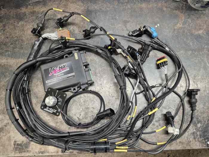 Calculateur E-RACE+faisceau 206 RC