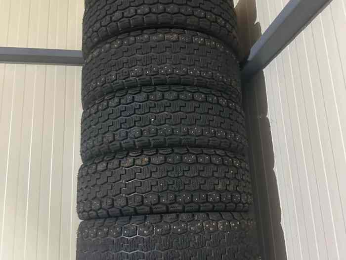 Pneu Michelin NA0/01 en 15 4